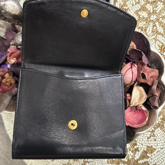 Chanel Bifold black wallet this is in good condition comes with OG Box and Tissu - Picture 8 of 15